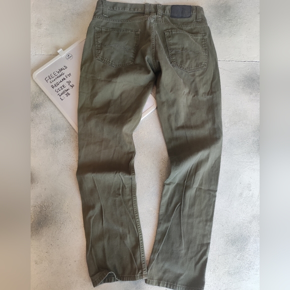 Freeworld Clothing Regular Fit Green Jean  - 32x30 - Picture 2 of 3